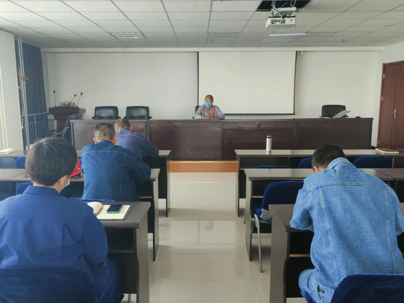 凝心聚力戰(zhàn)疫穩(wěn)產(chǎn) 擔(dān)當(dāng)作為共謀發(fā)展&mdash;&mdash;物產(chǎn)工投公司召開疫情防控與生產(chǎn)經(jīng)營專題部署會(huì)議