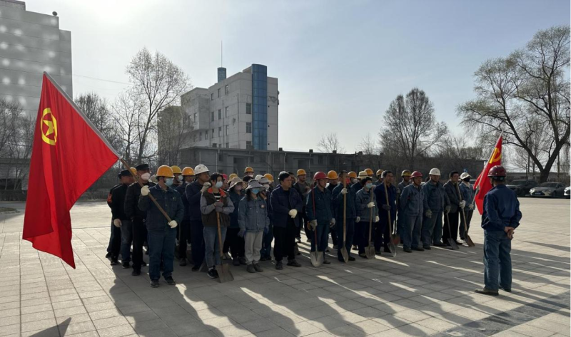 物產(chǎn)工投公司基層黨支部和公司團支部聯(lián)合開展&ldquo;共筑家園 正植有你&rdquo;主題黨日、團日活動