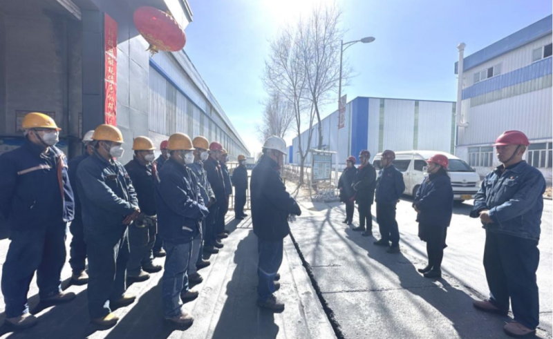 融融暖意潤基層 誠摯祝福達(dá)一線&mdash;&mdash;物產(chǎn)工投黨政班子除夕走訪慰問堅守一線干部職工