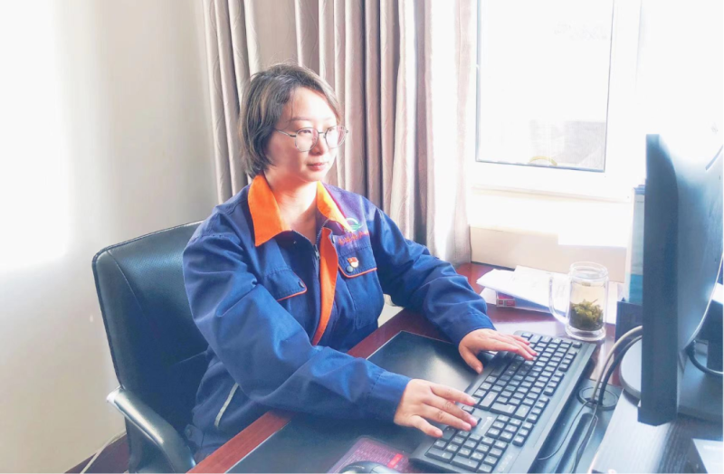 省物產(chǎn)集團(tuán)黨務(wù)工作者、先進(jìn)模范持續(xù)熱議黨的二十大精神（二）