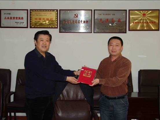 立足本職做貢獻(xiàn)，巾幗建功展風(fēng)采